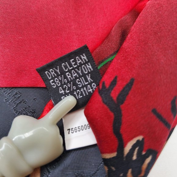 JERRY GARCIA Dracula Claus Christmas Reindeer Silk Blend Tie Ltd Ed 61" x 3.5" - Picture 6 of 6